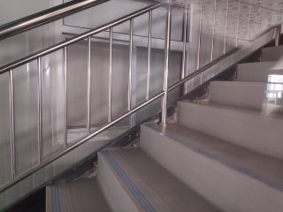 杏花嶺內(nèi)走廊活動房安裝 制作鼓樓街玻璃幕彩鋼房